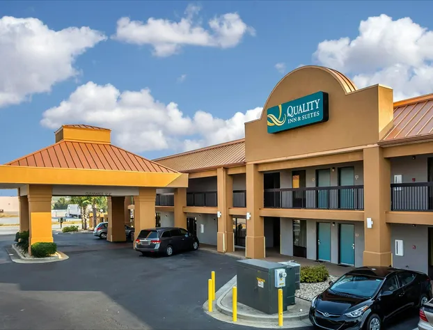 Quality Inn & Suites near Robins Air Force Base hotel detail image 2