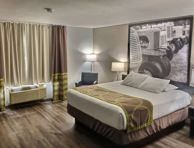 Super 8 by Wyndham Georgetown hotel detail image 3