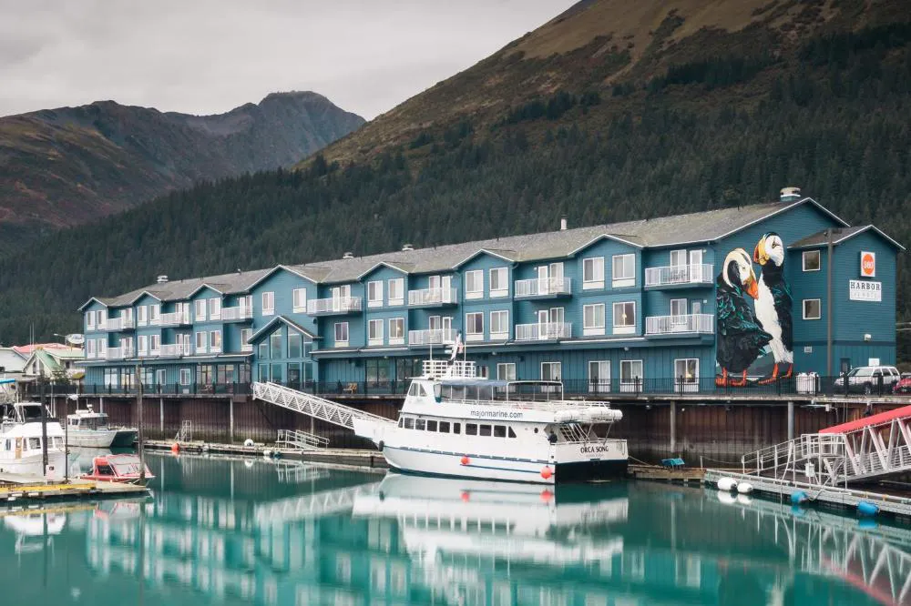 Harbor 360 Hotel Seward hotel hero