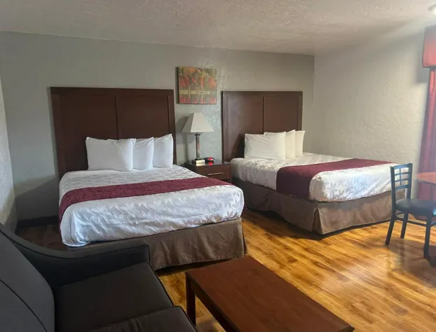 Red Carpet Inn Medford hotel detail image 2