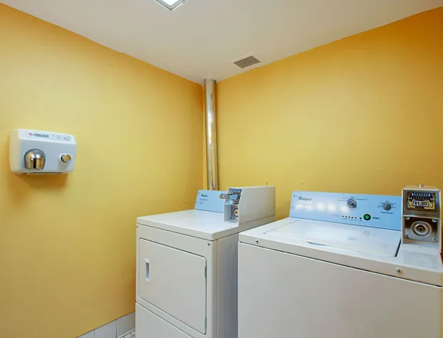 Travelodge by Wyndham Appleton hotel detail image 2