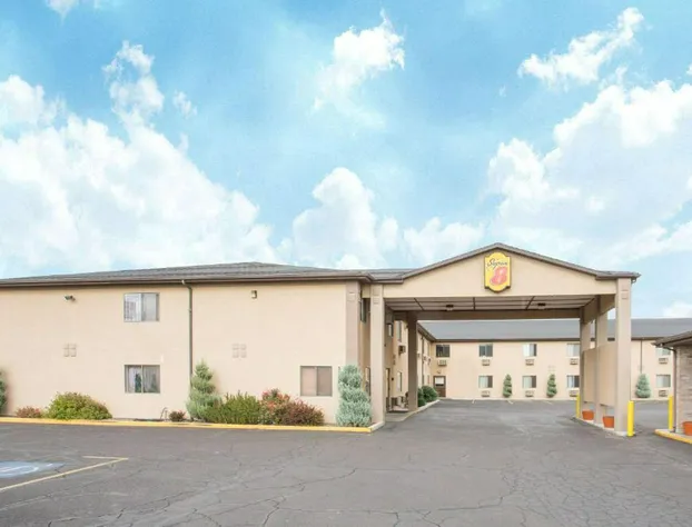 Super 8 by Wyndham Elko hotel detail image 1