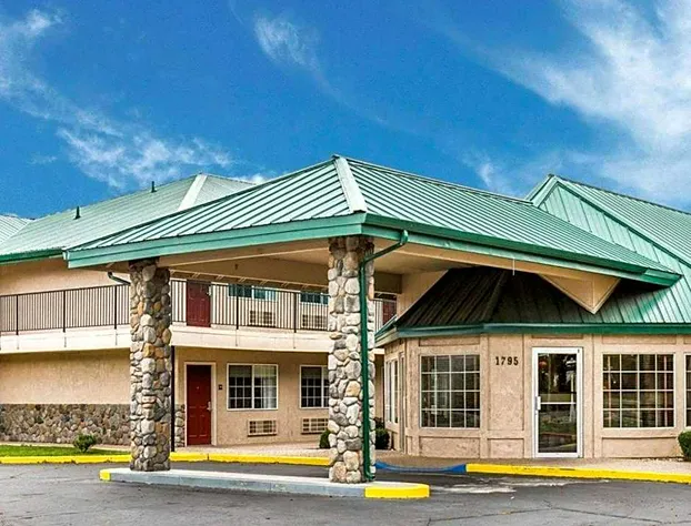 Quality Inn & Suites Minden hotel detail image 1