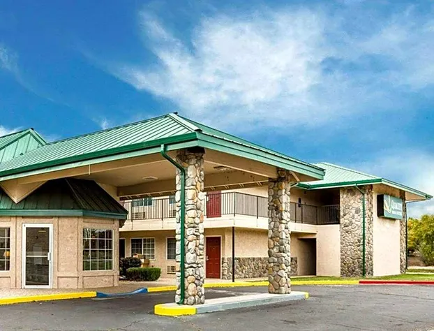 Quality Inn & Suites Minden hotel detail image 3