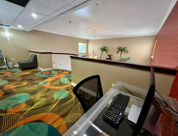 Quality Inn & Suites, Near University hotel detail image 2