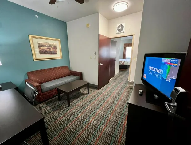 Quality Inn & Suites, Near University hotel detail image 4