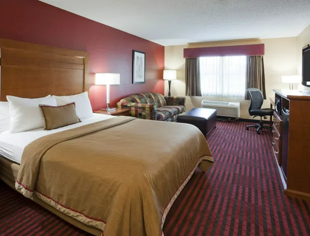 Quality Inn & Suites hotel detail image 3