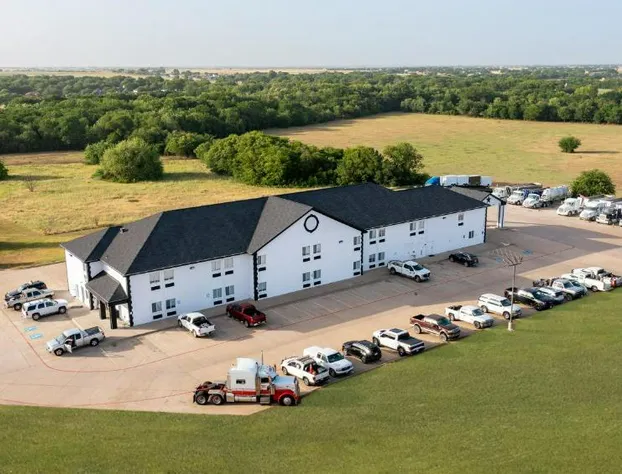 Atria Hotel and RV McGregor hotel detail image 4