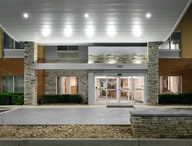 Fairfield Inn & Suites by Marriott Atlanta Stonecrest hotel detail image 1