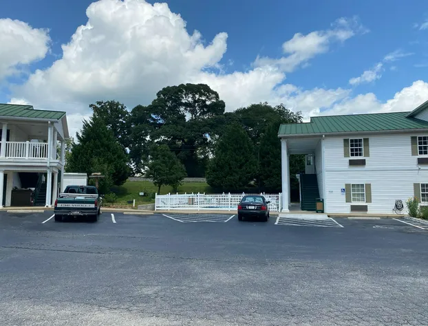 Plantation Inn & Suites Near Locust Grove I 75 hotel detail image 4