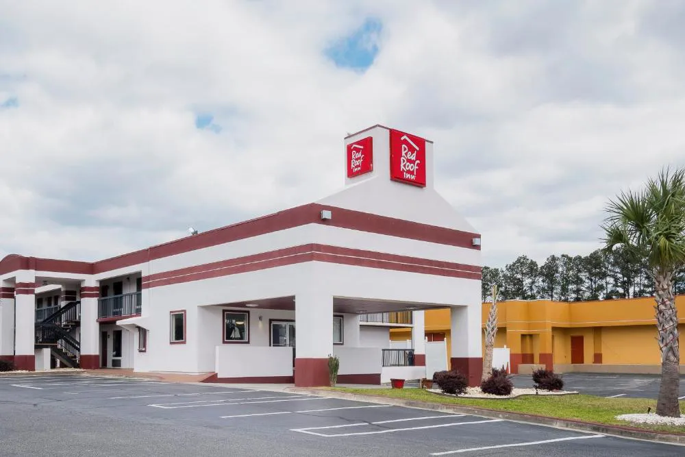 Red Roof Inn Walterboro hotel hero