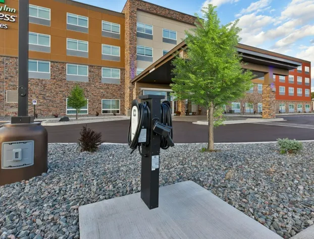 Holiday Inn Express & Suites Eau Claire West I-94 by IHG hotel detail image 1