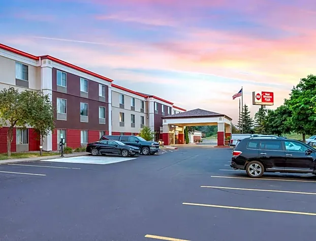 Best Western Plus Eau Claire Conference Center hotel detail image 1