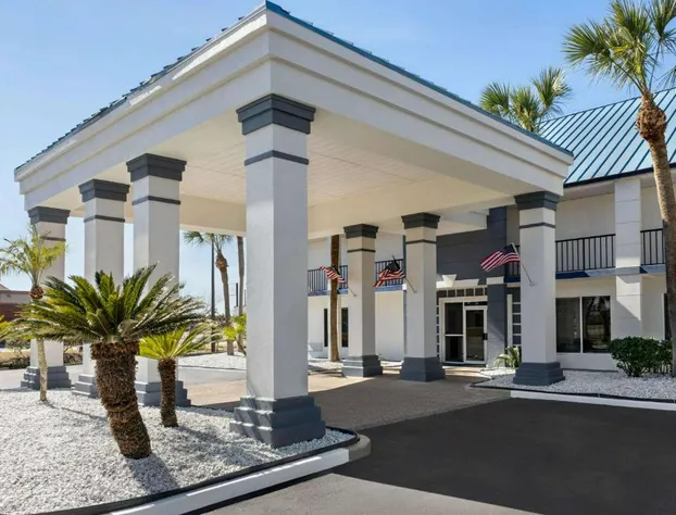 Days Inn by Wyndham Kingsland GA hotel detail image 4