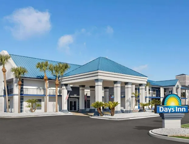 Days Inn by Wyndham Kingsland GA hotel detail image 1