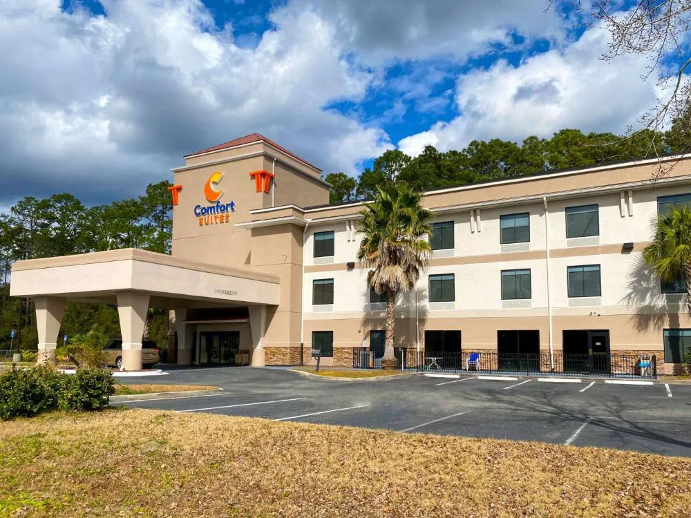 Comfort Suites Kings Bay Naval Base Area hotel hero