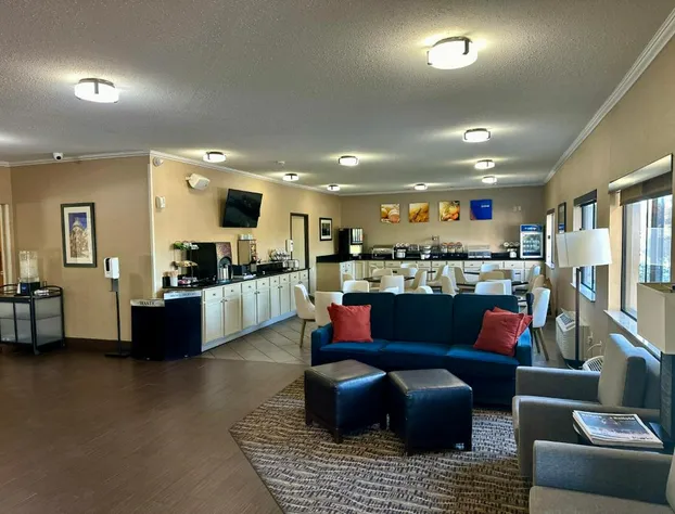 Comfort Inn Moline - Quad Cities hotel detail image 4