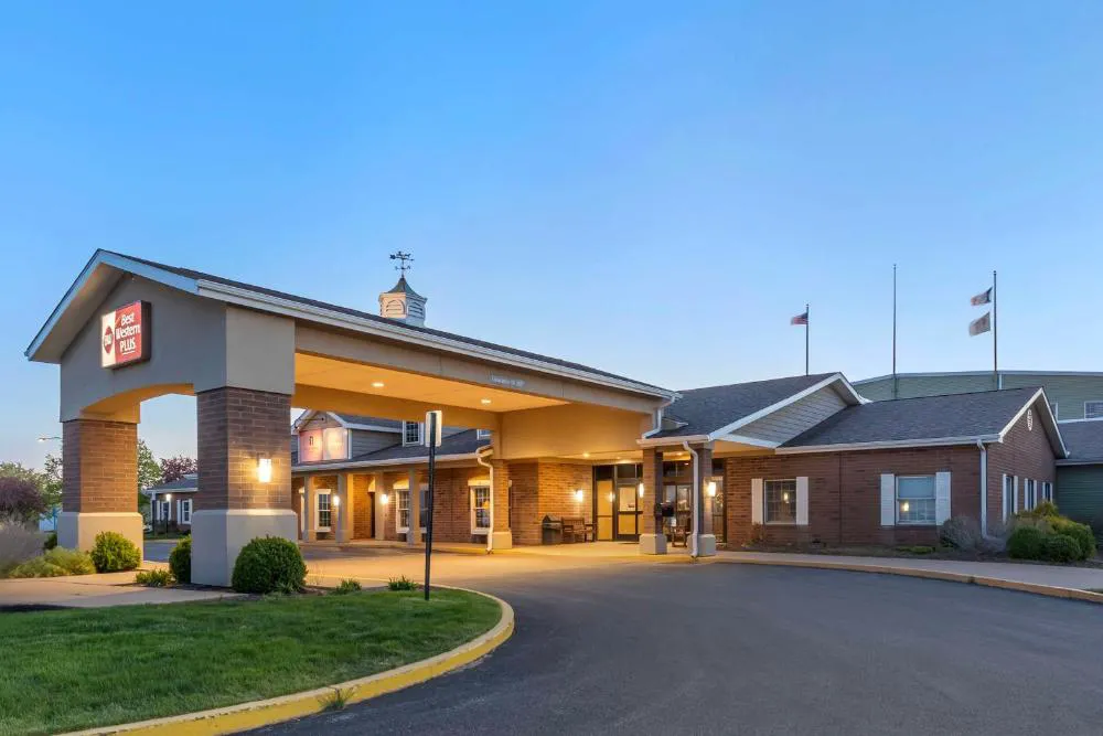 Best Western Plus Steeplegate Inn hotel hero