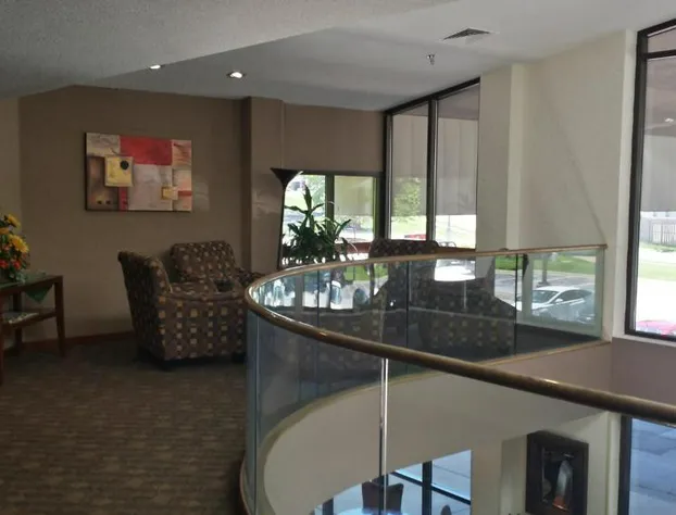 Ramada by Wyndham Bettendorf hotel detail image 4