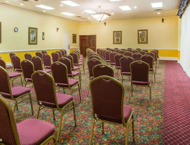 Ramada by Wyndham Wytheville hotel detail image 3