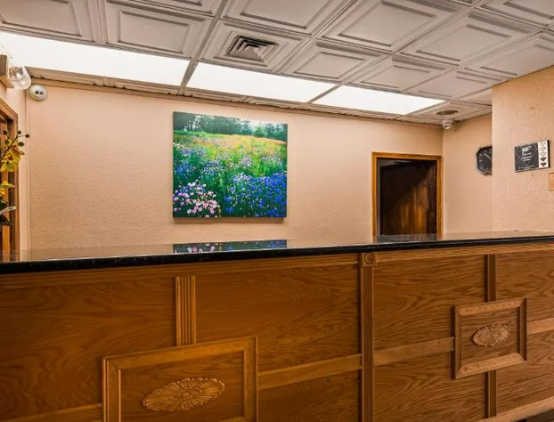 Deluxe Inn Wytheville hotel detail image 2