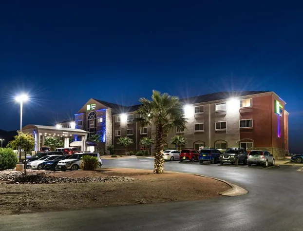 Holiday Inn Express Hotel & Suites Alamogordo Hwy 54/70 by IHG hotel detail image 2