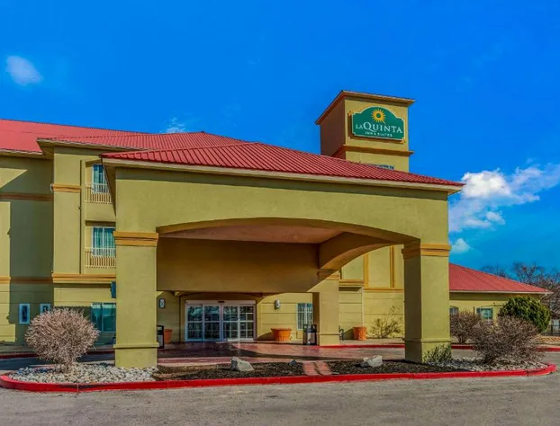 La Quinta Inn & Suites by Wyndham Hobbs hotel detail image 2