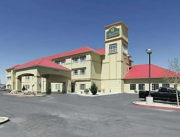 La Quinta Inn & Suites by Wyndham Hobbs hotel detail image 4