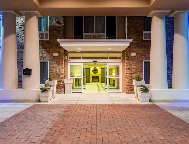 Holiday Inn Express Hotel & Suites Hobbs by IHG hotel detail image 2