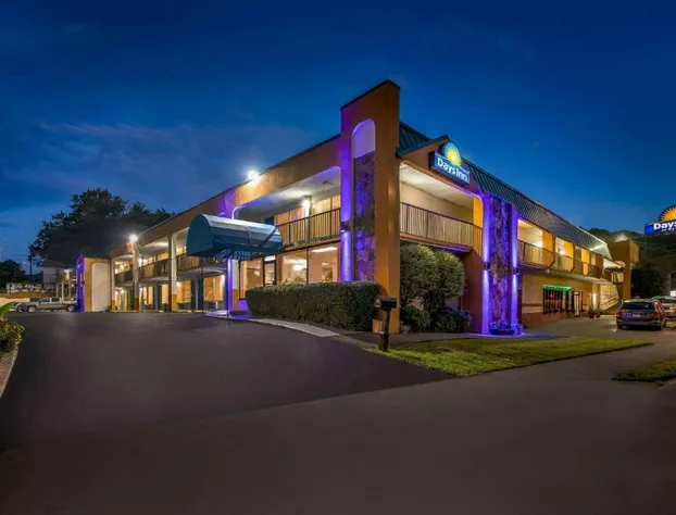 Days Inn by Wyndham Clayton hotel detail image 2