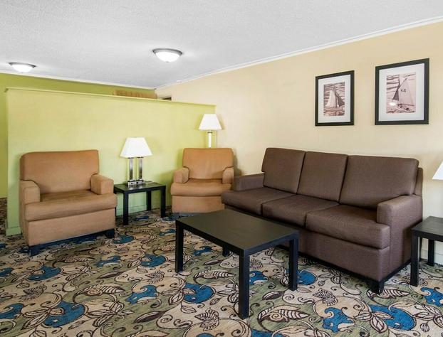 Quality Inn Barre-Montpelier hotel detail image 3