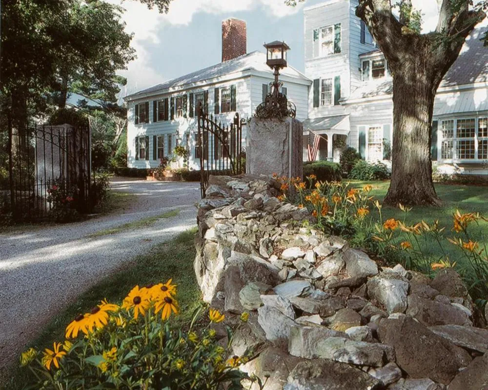 The Inn at Ormsby Hill hotel hero