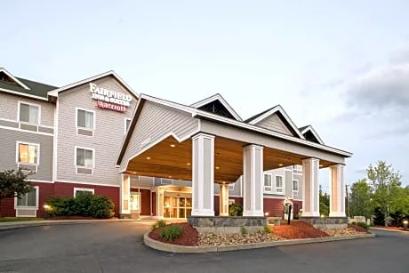 Fairfield Inn and Suites White River Junction hotel detail image 3
