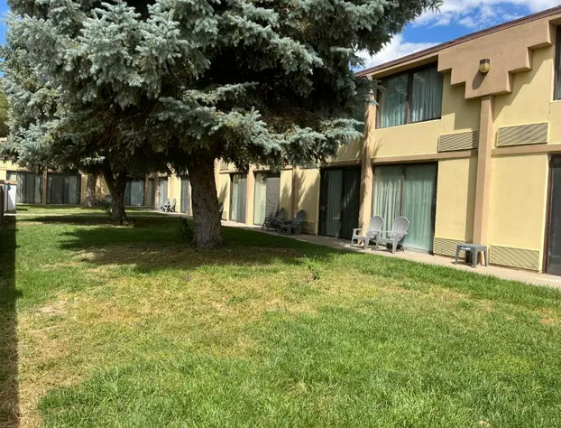 Brentwood Inn & Garden hotel detail image 3