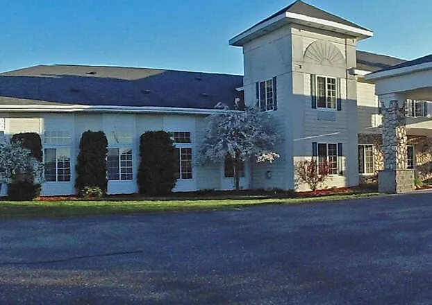 American Inn and Suites Houghton Lake hotel detail image 1