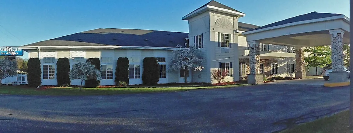 American Inn and Suites Houghton Lake hotel hero