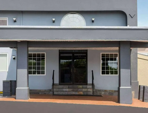 Days Inn by Wyndham Aberdeen hotel detail image 1