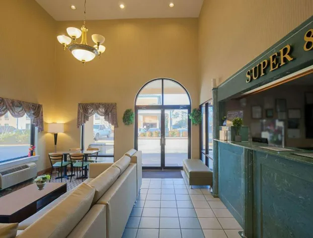 Super 8 by Wyndham Hammond hotel detail image 2
