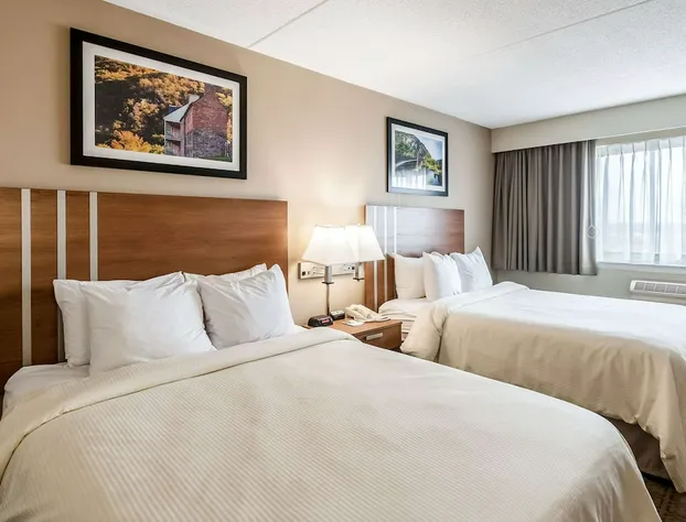 Clarion Inn Harpers Ferry - Charles Town hotel detail image 1