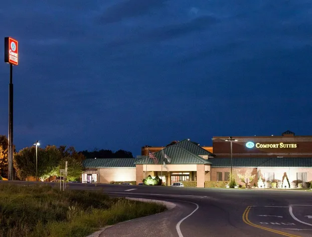 Comfort Suites Parkersburg South hotel detail image 2