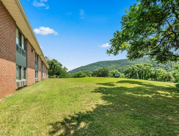 Quality Inn hotel detail image 2