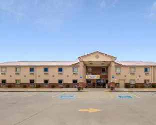 Econo Lodge Inn & Suites Rockmart hotel detail image 1