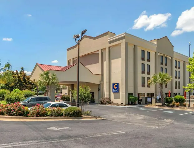 Comfort Inn & Suites Athens North hotel detail image 4