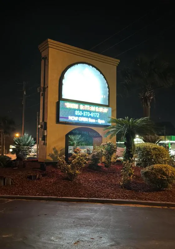 Marina Bay Resort hotel hero