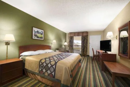 Super 8 by Wyndham Meridian hotel detail image 1