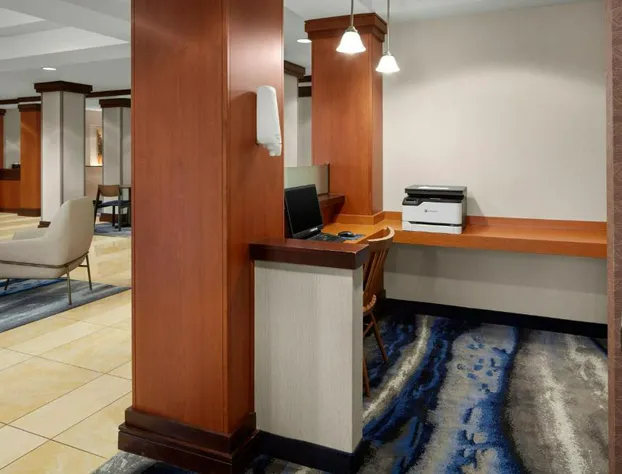 Fairfield Inn & Suites by Marriott Bedford hotel detail image 1