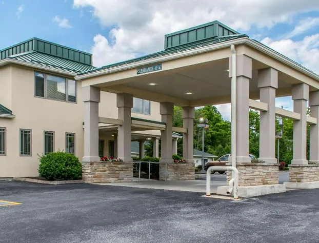 Quality Inn Bedford hotel detail image 3