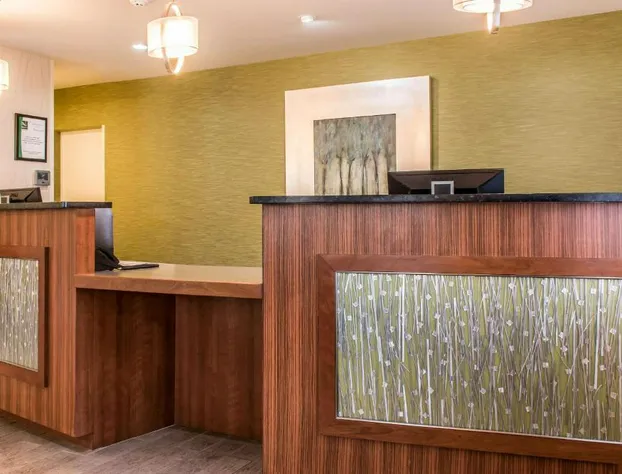 Quality Inn Bedford hotel detail image 4