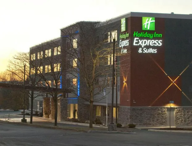 Holiday Inn Express & Suites Johnstown by IHG hotel detail image 1