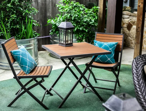 Square Inn hotel detail image 2